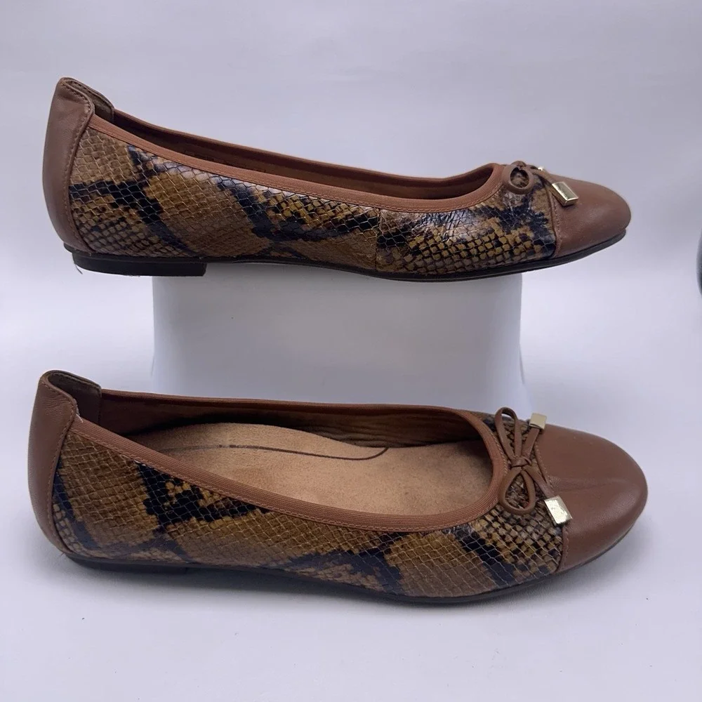 Vionic Minna Boa Ballet Flats Brown Snake Reptile Women's Size‎ 10